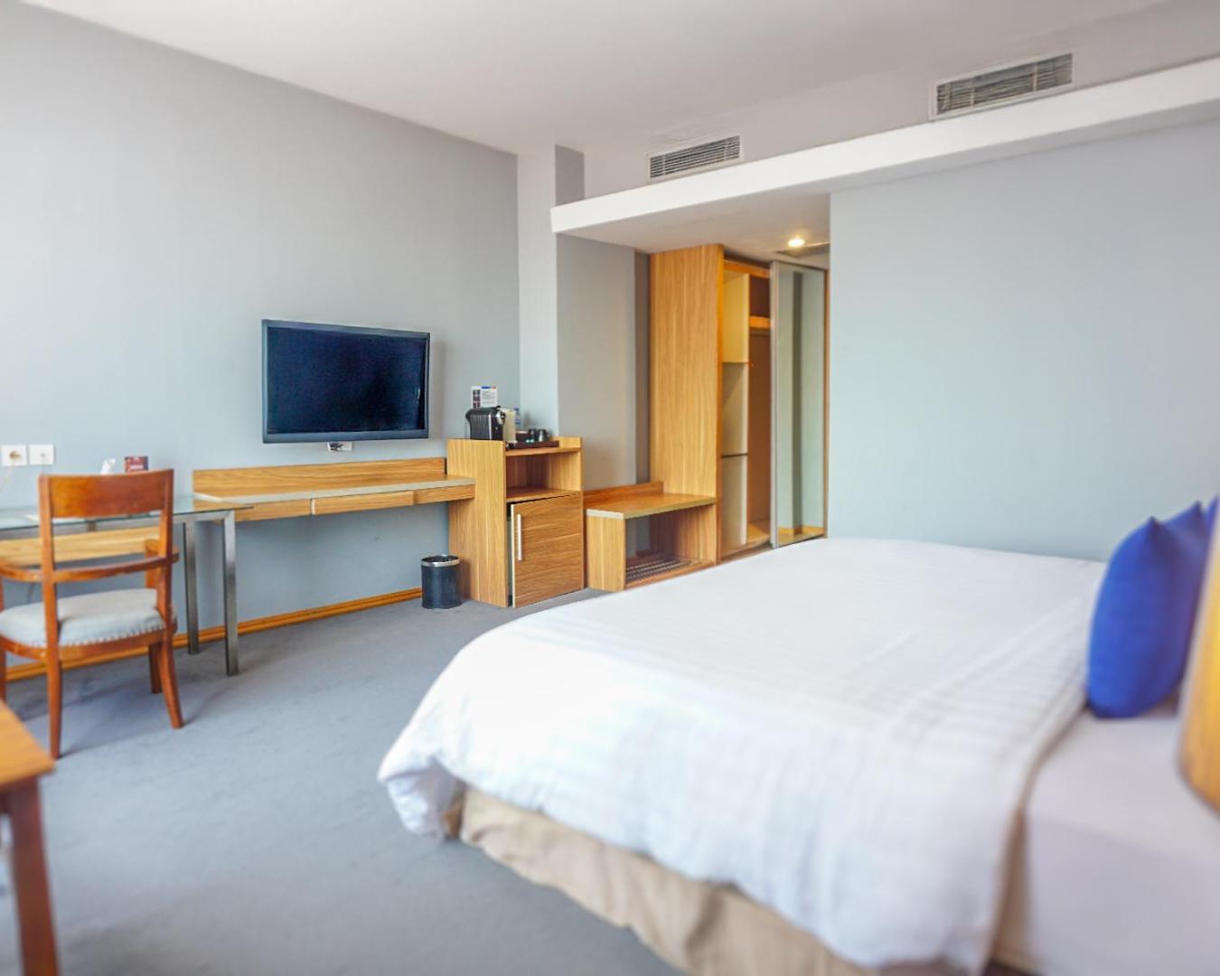 Hotel Dafam Пеканбару Екстериор снимка