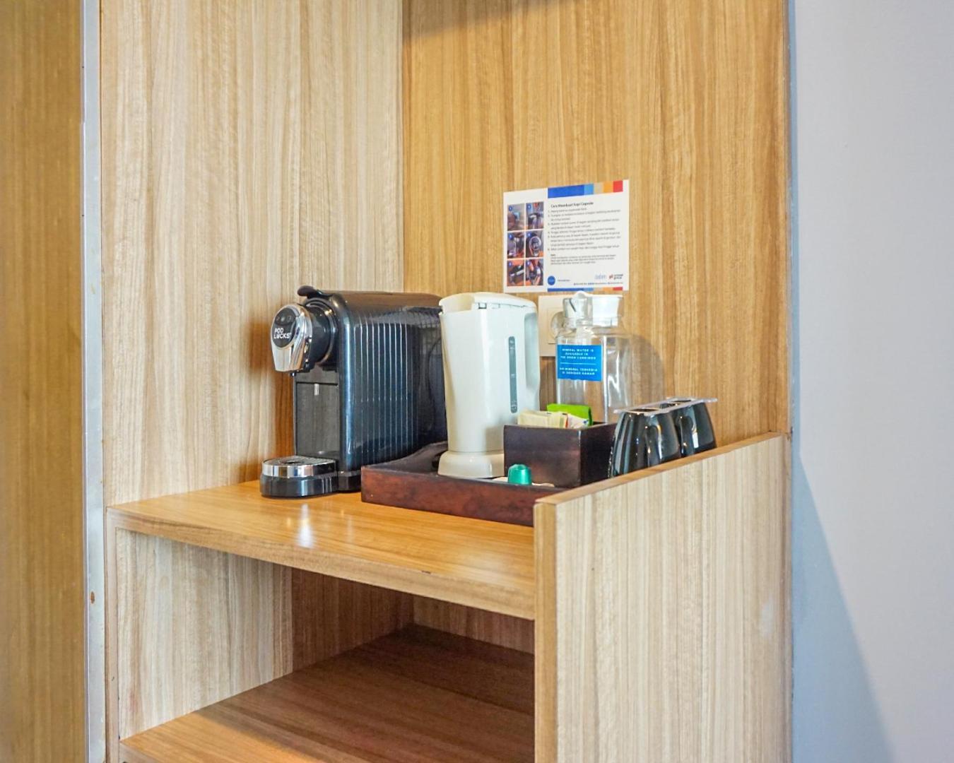Hotel Dafam Пеканбару Екстериор снимка
