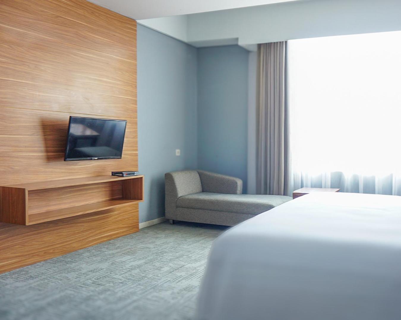Hotel Dafam Пеканбару Екстериор снимка